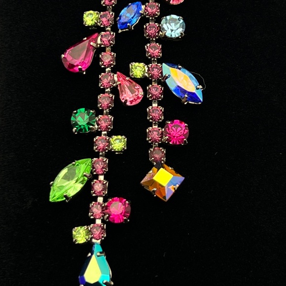 🌟NICKY BUTLER Fashion Multi Crystal Cornucopia Drop Brooch Limited NEW - Picture 7 of 14